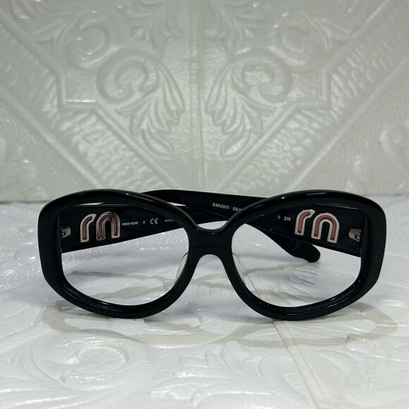 ONE DAY SALE MIU MIU POLYAMIDE BLACK ROUND SUNGLASSES - Picture 3 of 8